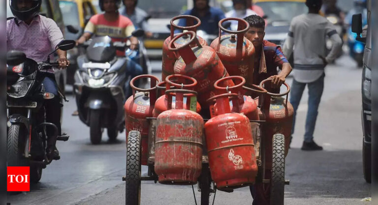 Commercial LPG cylinder price up Rs 25, no change in domestic refill rates | India News – Times of India