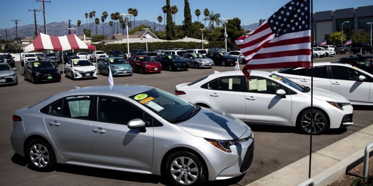 U.S. Auto Sales in 2022 Worst in Over a Decade