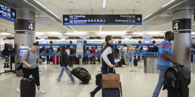 ​U.S. Flight Disruptions Mount After FAA Grounding Order Ends ​​