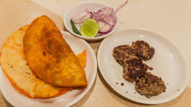 How To Make Lucknowi-Style Kabab Paratha For A Delicious Weekend Treat