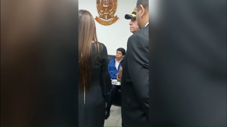 Peru’s President impeached and arrested after he attempts to dissolve Congress | CNN