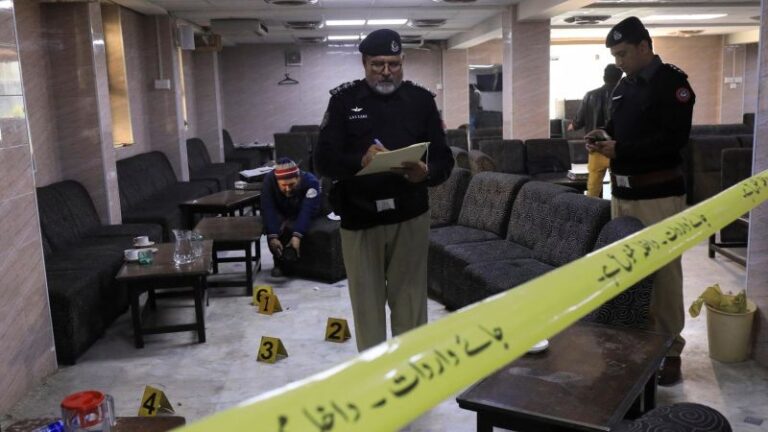 Prominent Pakistani lawyer shot dead inside court building, police say | CNN