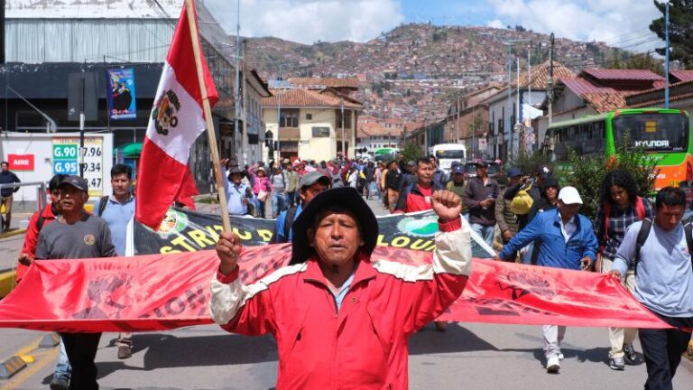 Peru’s crisis is a cautionary tale for democracies | CNN