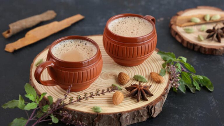 Did You Know? You Should Avoid Consuming These 5 Foods With Chai
