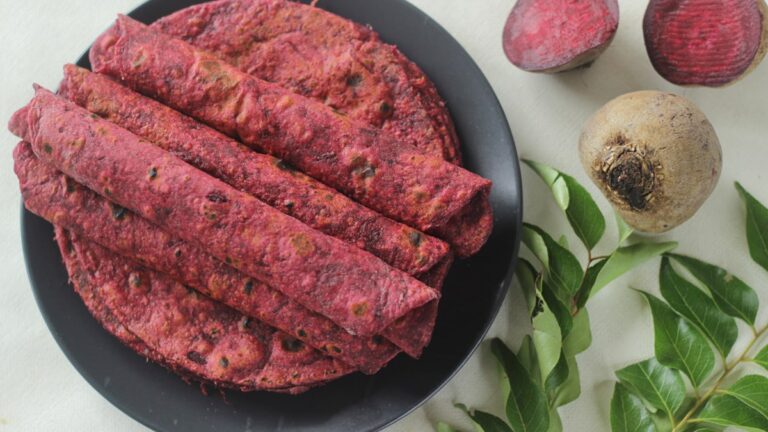 Winter Special: Make This Beetroot Cheela For Healthy Breakfast