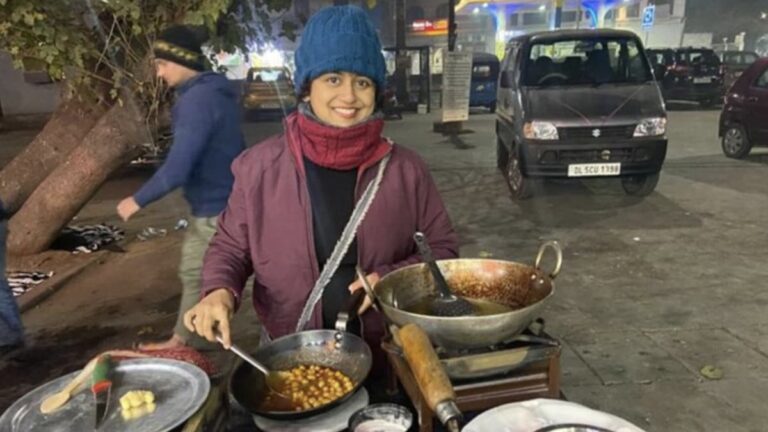 Left British Council To Run Tea-Stall, Story Of This MA English Chaiwali Goes Viral