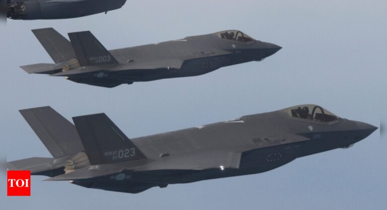 Will US surprise with F-35 debut at Aero India? | India News – Times of India