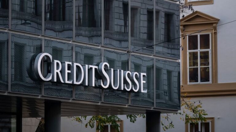 Credit Suisse delays annual report after ‘late call’ from the SEC | CNN Business