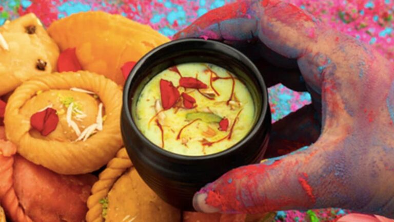Healthy Holi 2023 With Healthy Thandai: This Recipe Is A Must-Try