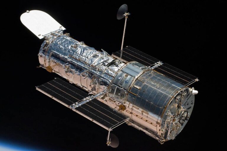 NASA’s Hubble Telescope Captures Collision of DART With Asteroid Dimorphos
