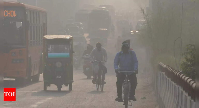 Study: Weakening of monsoon linked to air pollution | India News – Times of India