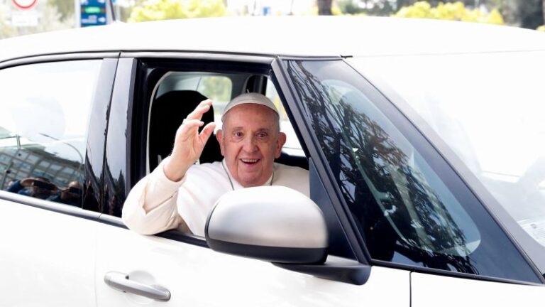 Pope jokes he’s ‘still alive’ as he leaves hospital | CNN