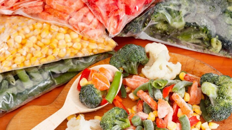 How To Cook With Frozen Veggies – Dos and Donts To Keep In Mind