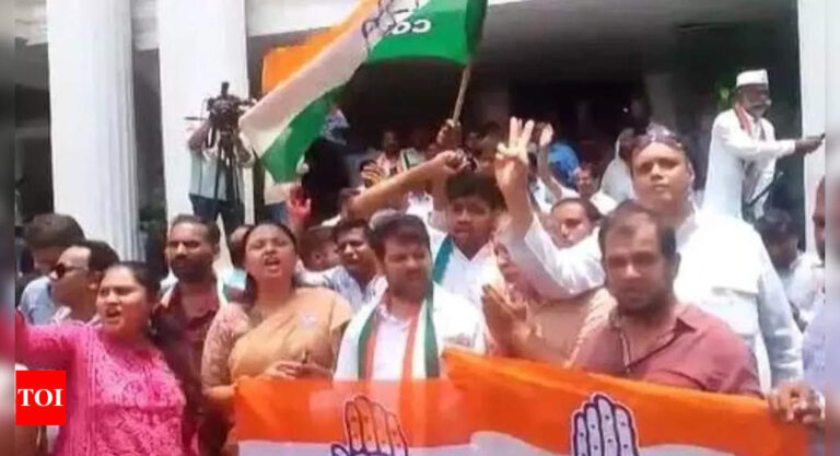 Karnataka: Congress wins big in Karnataka assembly elections: Who said what | Karnataka Election News – Times of India
