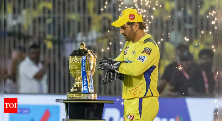 Dhoni: MS Dhoni becomes first cricketer to play 250 matches in IPL | Cricket News – Times of India