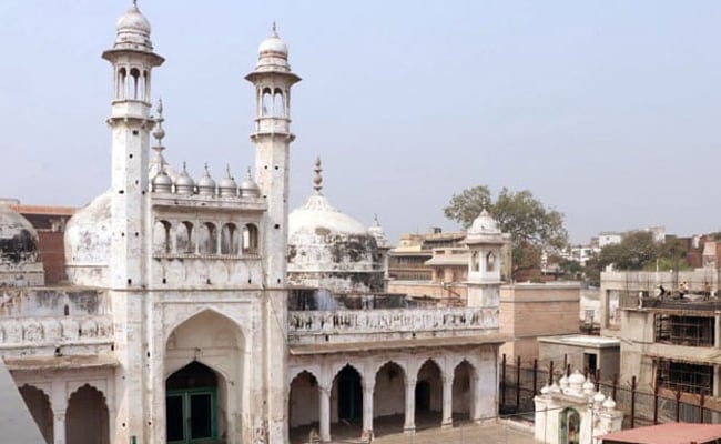High Court Orders Scientific Survey Of ‘Shivling’ At Gyanvapi Mosque
