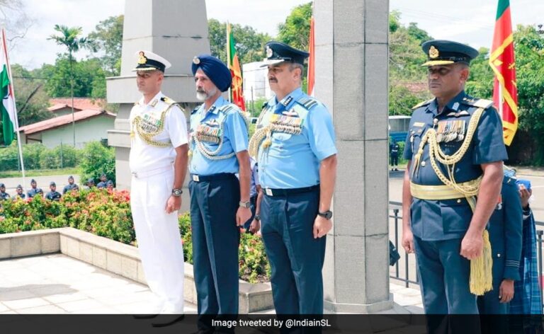 Air Chief Pays Tribute To Soldiers Who Died During Peacekeeping Mission In Lanka