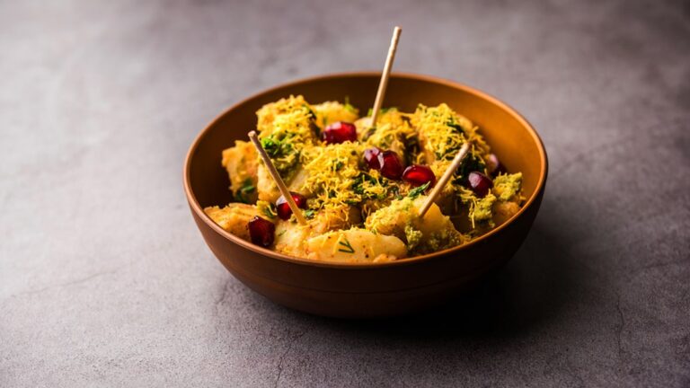 Love Dhokla? Try This Delicious Amiri Khaman Recipe For A Quick Snack