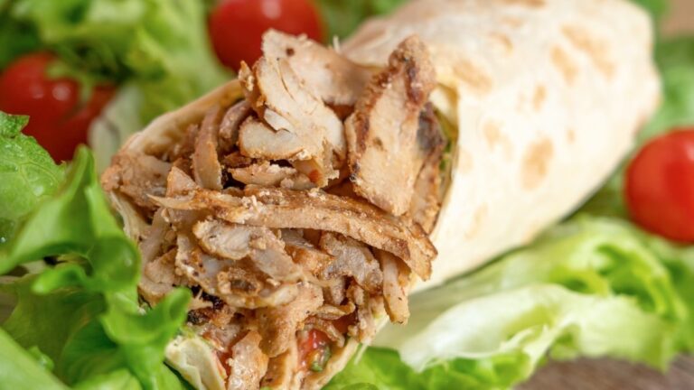 Enjoy Your Weekend With This Creamy Chicken Shawarma Recipe