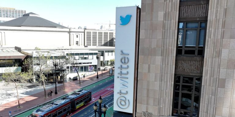 Incoming Twitter CEO Hires Executive from NBCUniversal for Business Operations Role