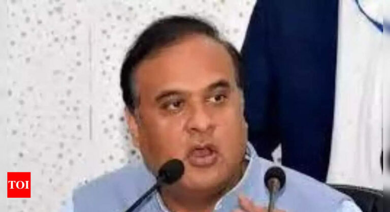 On Amit Shah call, Assam CM Himanta Biswa Sarma visits Imphal to discuss ‘confidence-building measures’ | India News – Times of India
