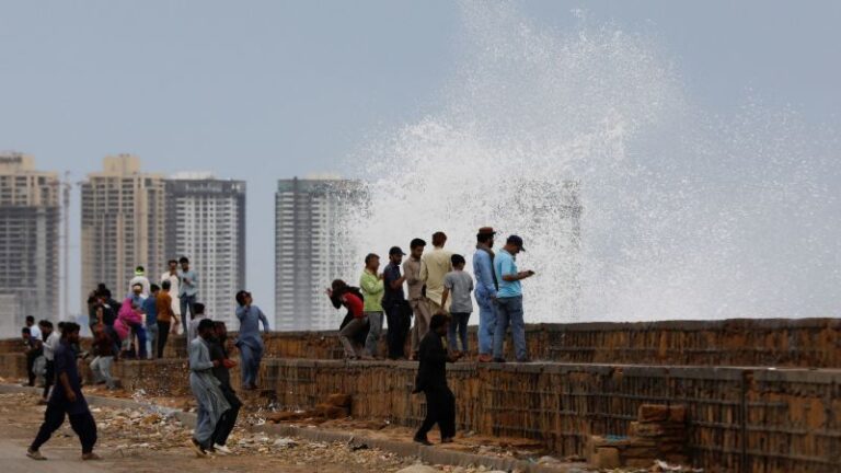 Cyclone Biparjoy makes landfall, bringing heavy rainfall to India and Pakistan | CNN