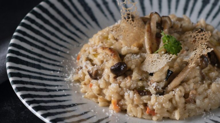 Turn Mid-Week Blues Into Foodie Delights: 3 Mushroom Fried Rice Recipes To Lift Your Mood