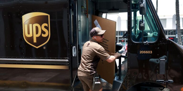 UPS, Teamsters Hit Roadblock in Labor Talks as Strike Looms