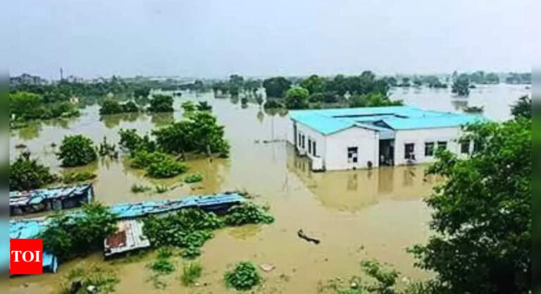 34 more deaths take monsoon fury toll in north India to 150 | India News – Times of India