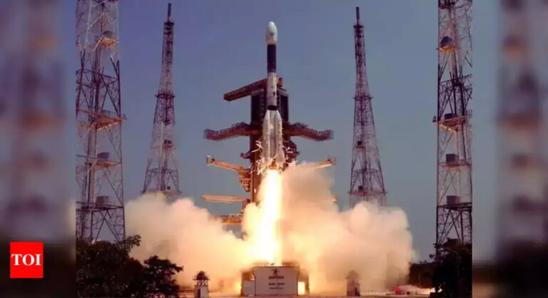 Spacecraft: Chandrayaan-3 second Op around done, closest point to Earth (perigee) raised to around 220km – Times of India