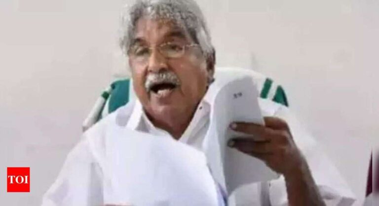 Oommen Chandy Death News: Former Kerala CM Oommen Chandy passes away at 79 | Kochi News – Times of India