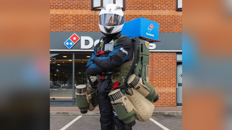 Watch: Dominos UK Attempts Worlds First Pizza Delivery Using Jetpack