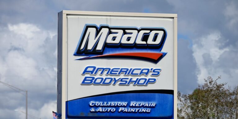 Maaco, Meineke Owner Is Hit by Rising Car-Wash Competition