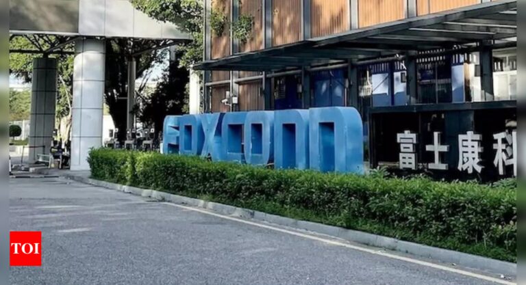 Foxconn beefs up investment in Telangana, to infuse another $400m – Times of India