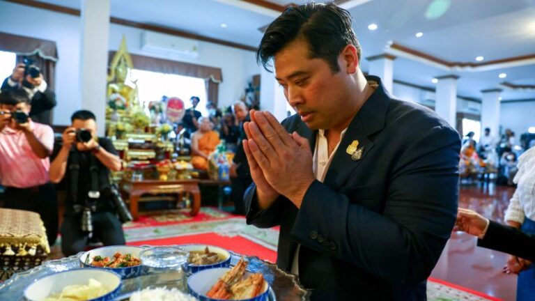 Thailand: Visit of King’s estranged sons comes at a delicate time for monarchy