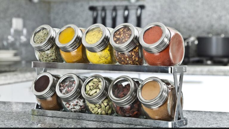 5 Important Points To Remember While Building A Spice Rack In Your Kitchen