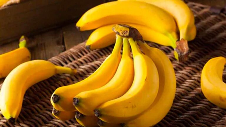Diabetic With A Sweet Tooth? How Bananas May Come To Your Rescue