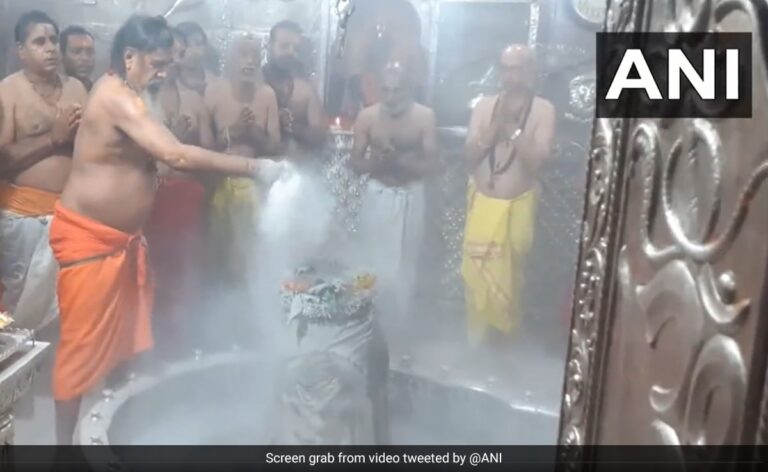 Large Number Of Devotees Gather At Ujjain’s Mahakal Temple On Fifth Shravan Somvar