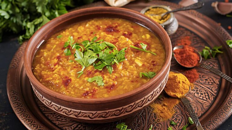 Try This 10-Minute Instant Dal Recipe To Satisfy Your Cravings ASAP