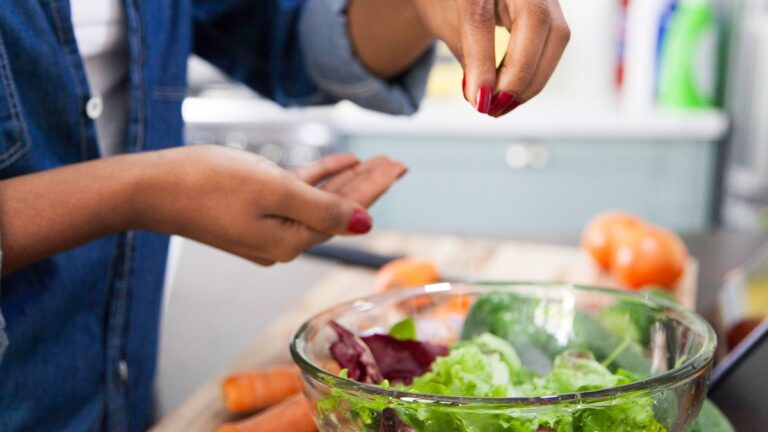 Diabetes Diet: 5 Ingredients You Should Be Adding To Your Salads