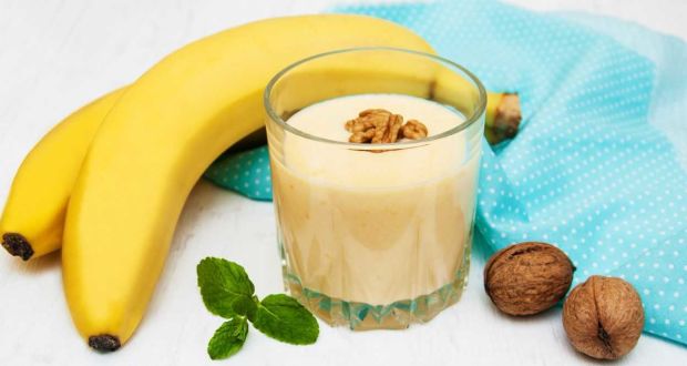 Revealing Our New Favourite Lassi – Banana Walnut Lassi Recipe. Try It Today!