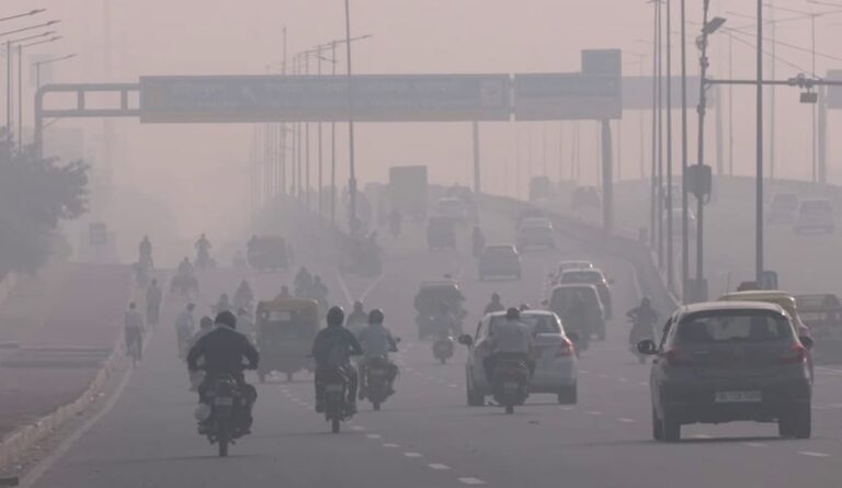 Delhi Pollution Body Chief Blocked Key Pollution Study, Alleges Minister