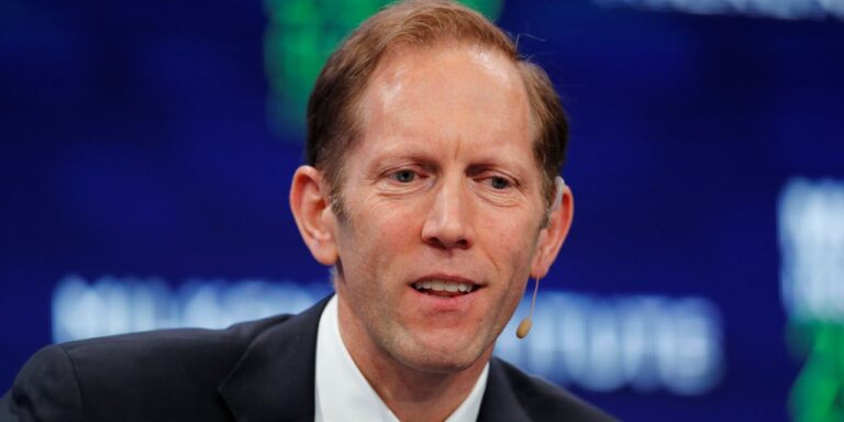WSJ News Exclusive | Insider Co-Founder Henry Blodget Steps Down as CEO Amid Strategy Shift