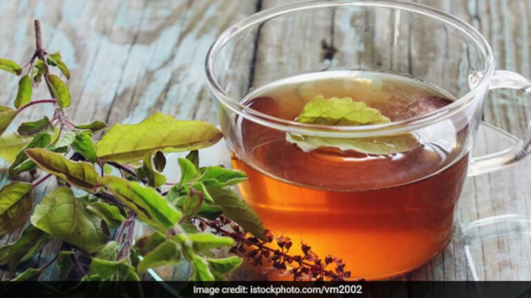 Belly Fat, Be Gone! Try This DIY Tulsi-Ginger Detox Drink To Lose Extra Kilos
