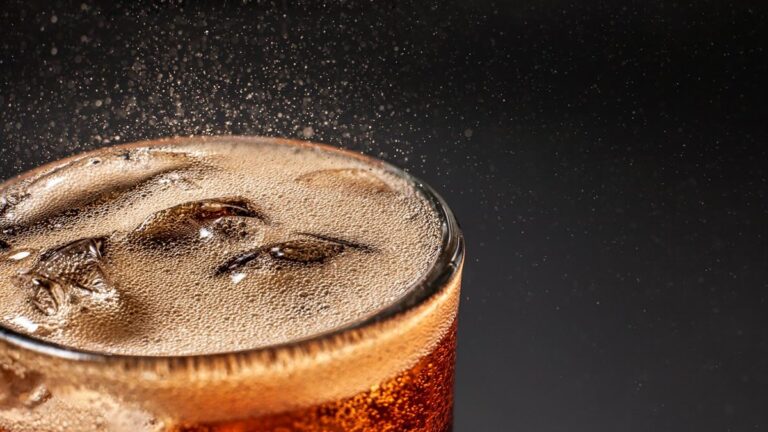 Say Goodbye to Flat Soda: 4 Hacks to Keep Your Soft Drinks Fizzy for a Longer Time