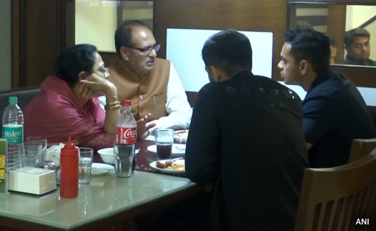 Shivraj Singh Chouhan Enjoys Dinner With Family After BJP’s Big Win In Madhya Pradesh