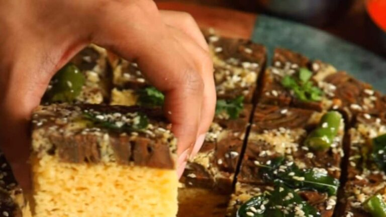 This Patra Dhokla Fusion Is “Made For Each Other,” Declare Foodies