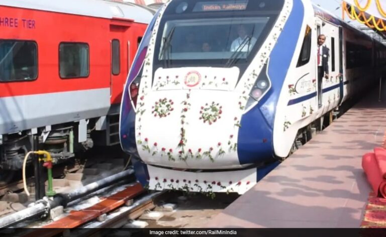 PM Modi Launches Second New Delhi-Varanasi Vande Bharat Train