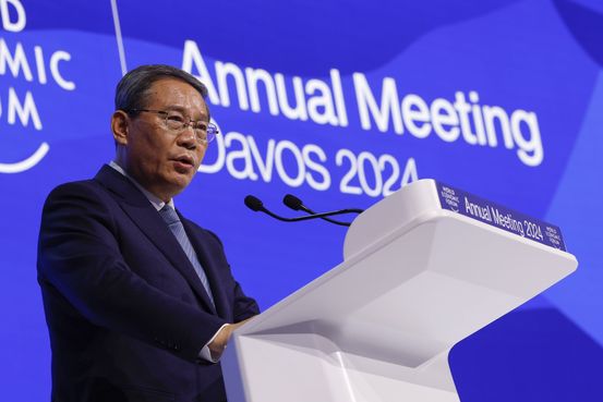 Chinese Premier Makes Surprise Economic Growth Disclosure