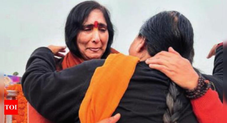 For temple warriors, struggle finally over | India News – Times of India